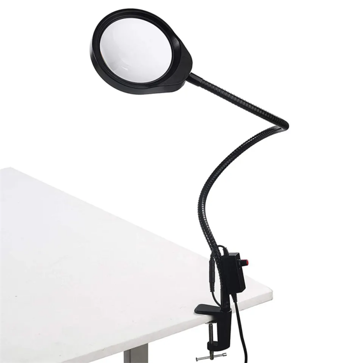 Vergrotende klemlamp